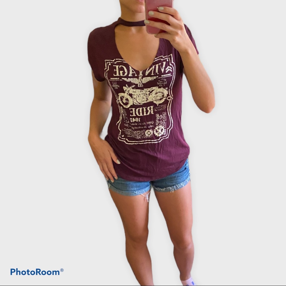 Cute V-neck top